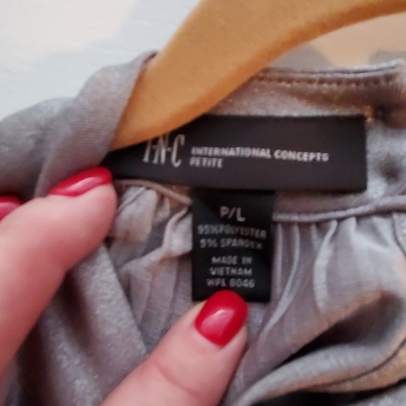 INC Petite Large silver sleeveless dressy top - Picture 4 of 7